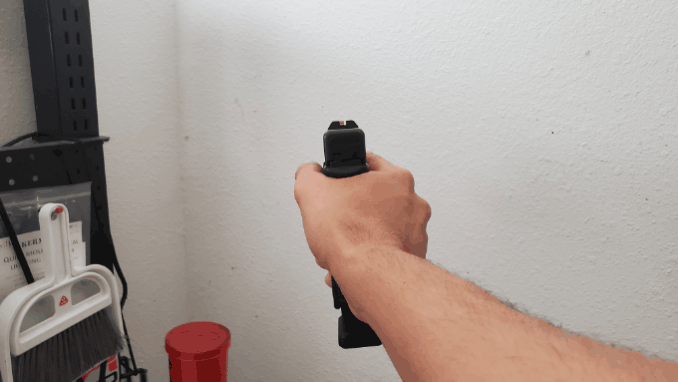 Pistol free recoil
